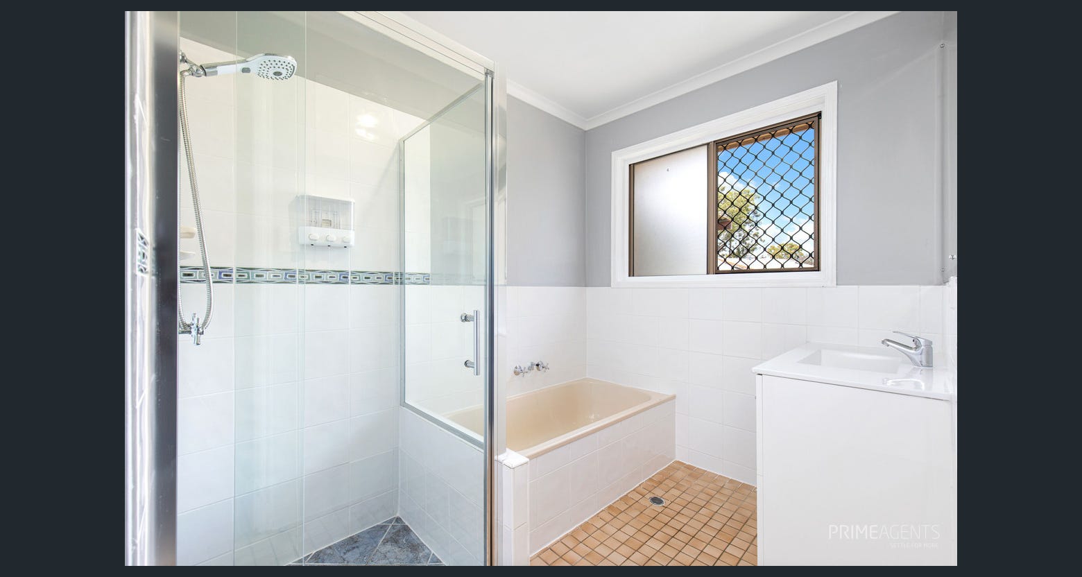 7 Howlett Street, URANGAN, QLD 4655 AUS