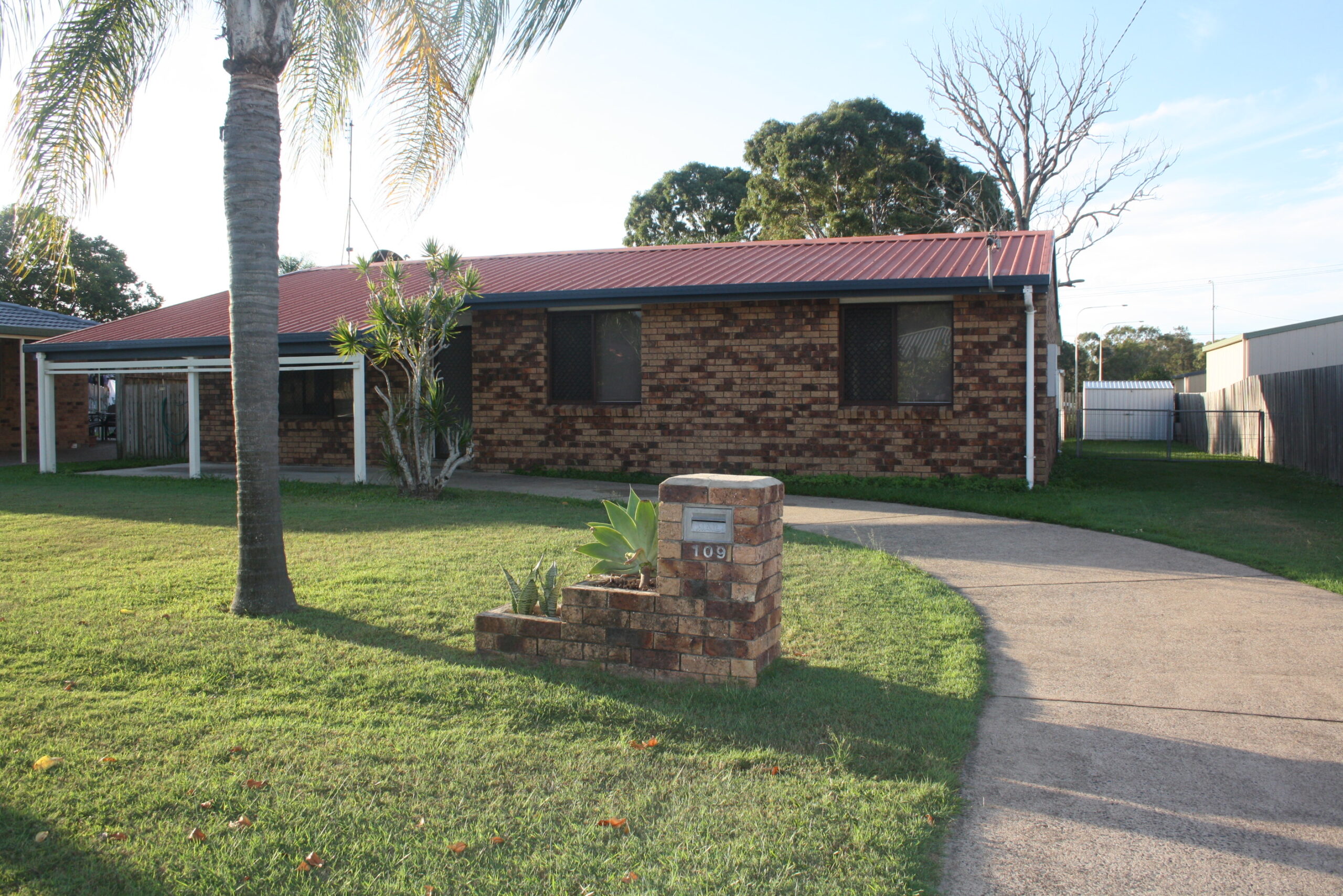 109 Hammond Street, URANGAN, QLD 4655 AUS