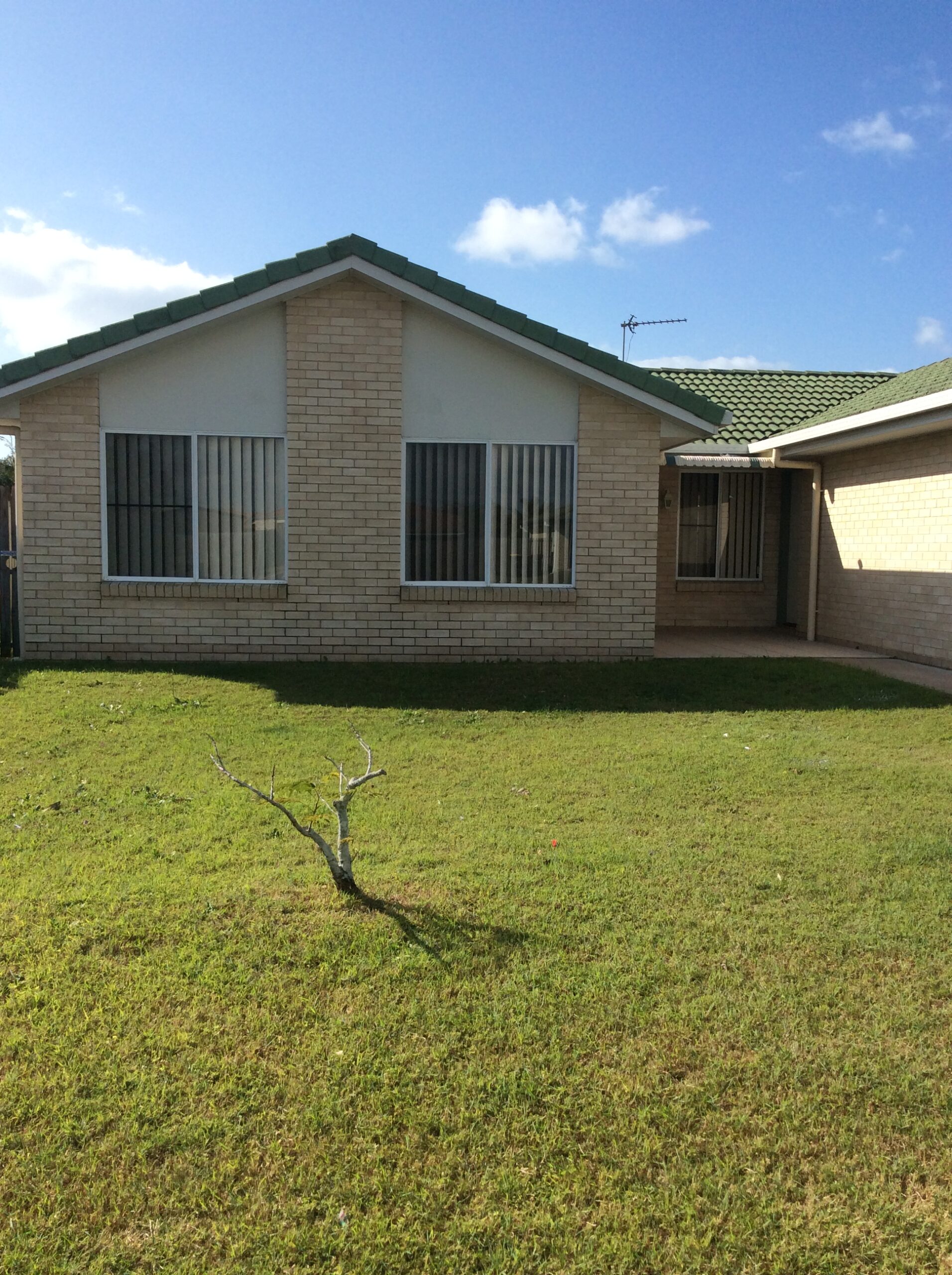 51 Wide Bay Drive, ELI WATERS, QLD 4655 AUS