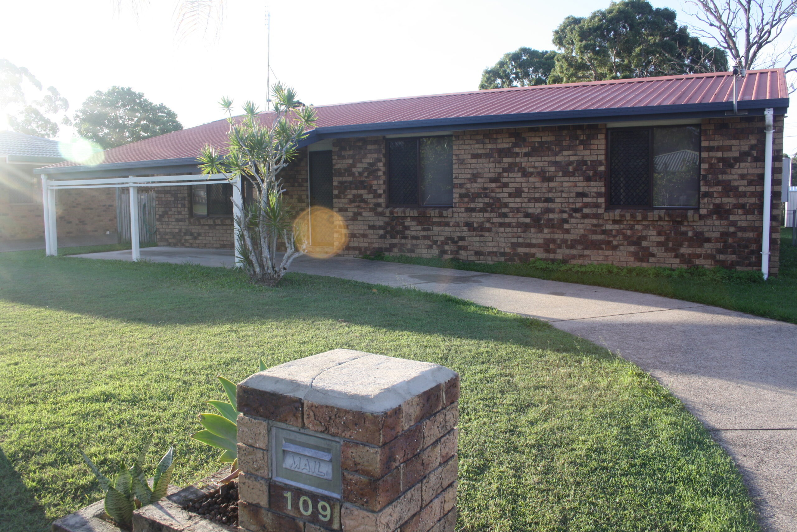 109 Hammond Street, URANGAN, QLD 4655 AUS