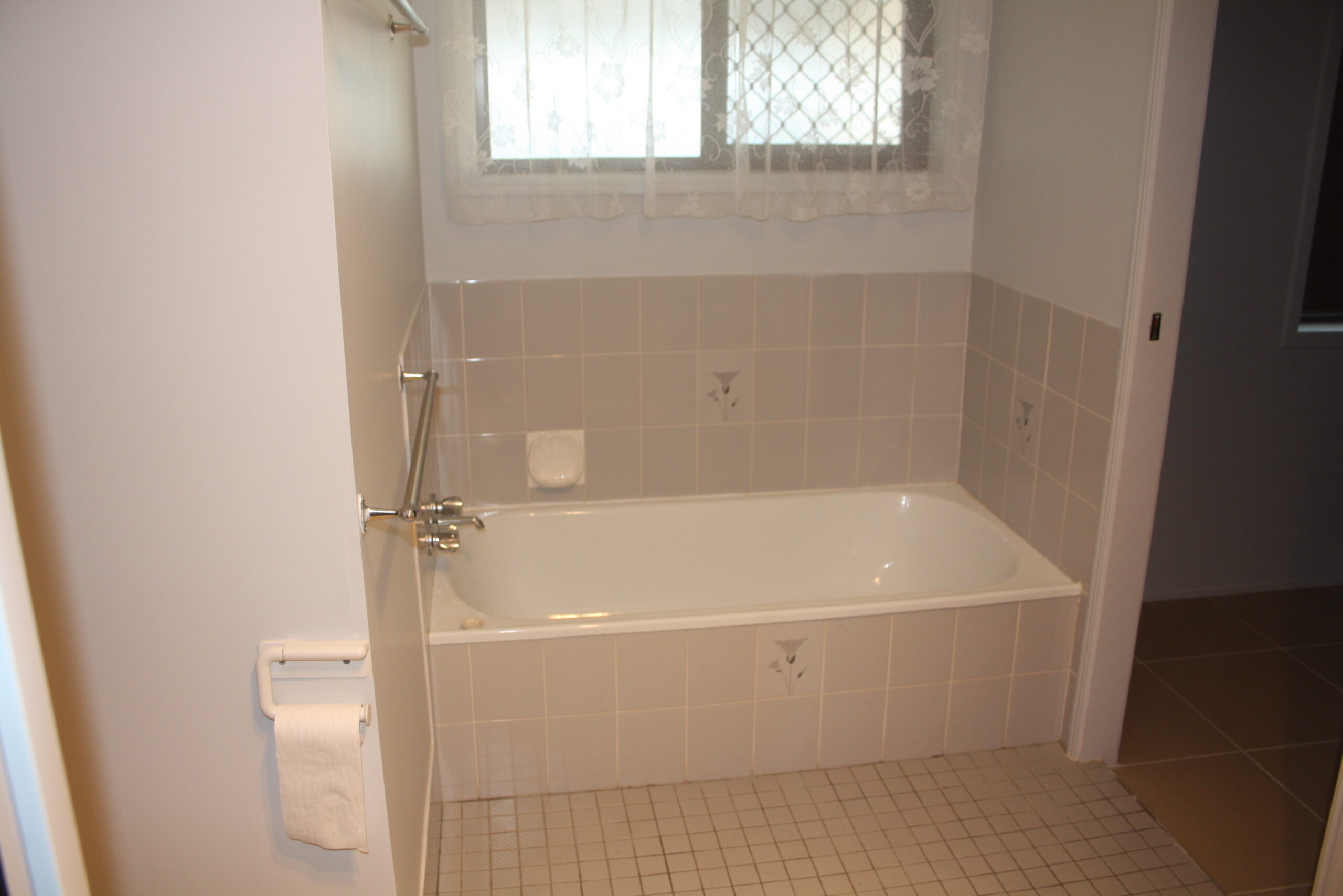 109 Hammond Street, URANGAN, QLD 4655 AUS