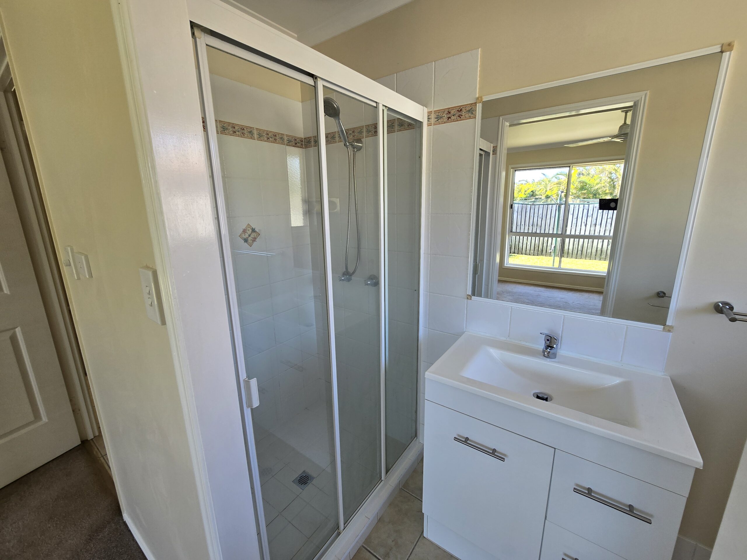 23 Jonwest Close, TORQUAY, QLD 4655 AUS