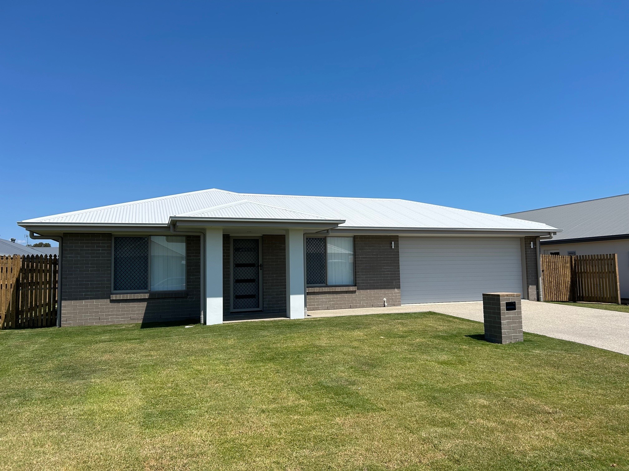 5 Lady Elliot Crescent, ELI WATERS, QLD 4655 AUS