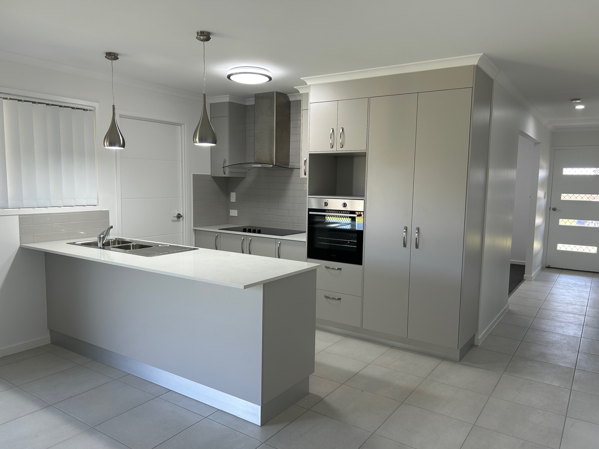 5 Lady Elliot Crescent, ELI WATERS, QLD 4655 AUS