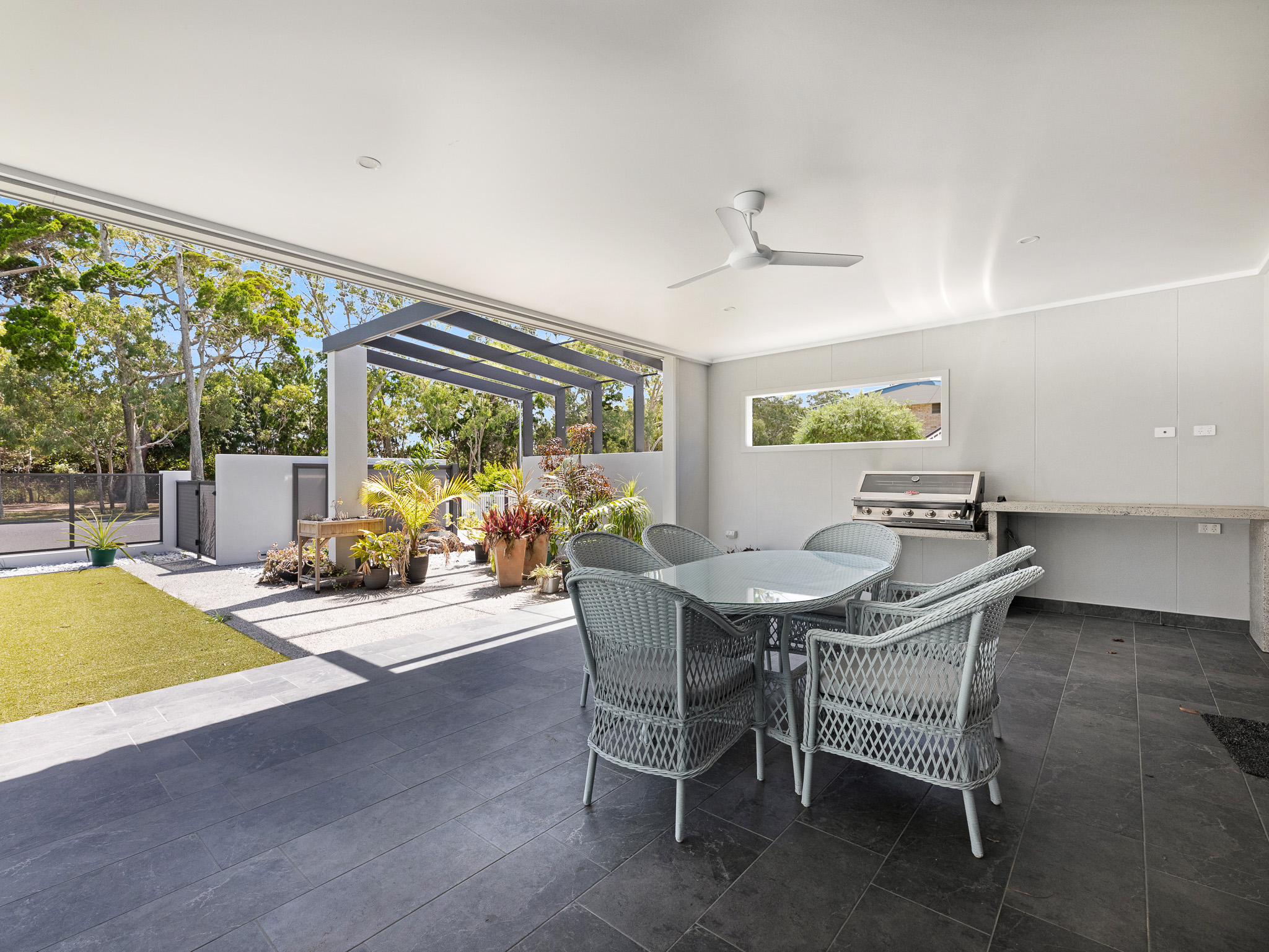 527 Esplanade, URANGAN, QLD 4655 AUS