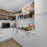 527 Esplanade, URANGAN, QLD 4655 AUS