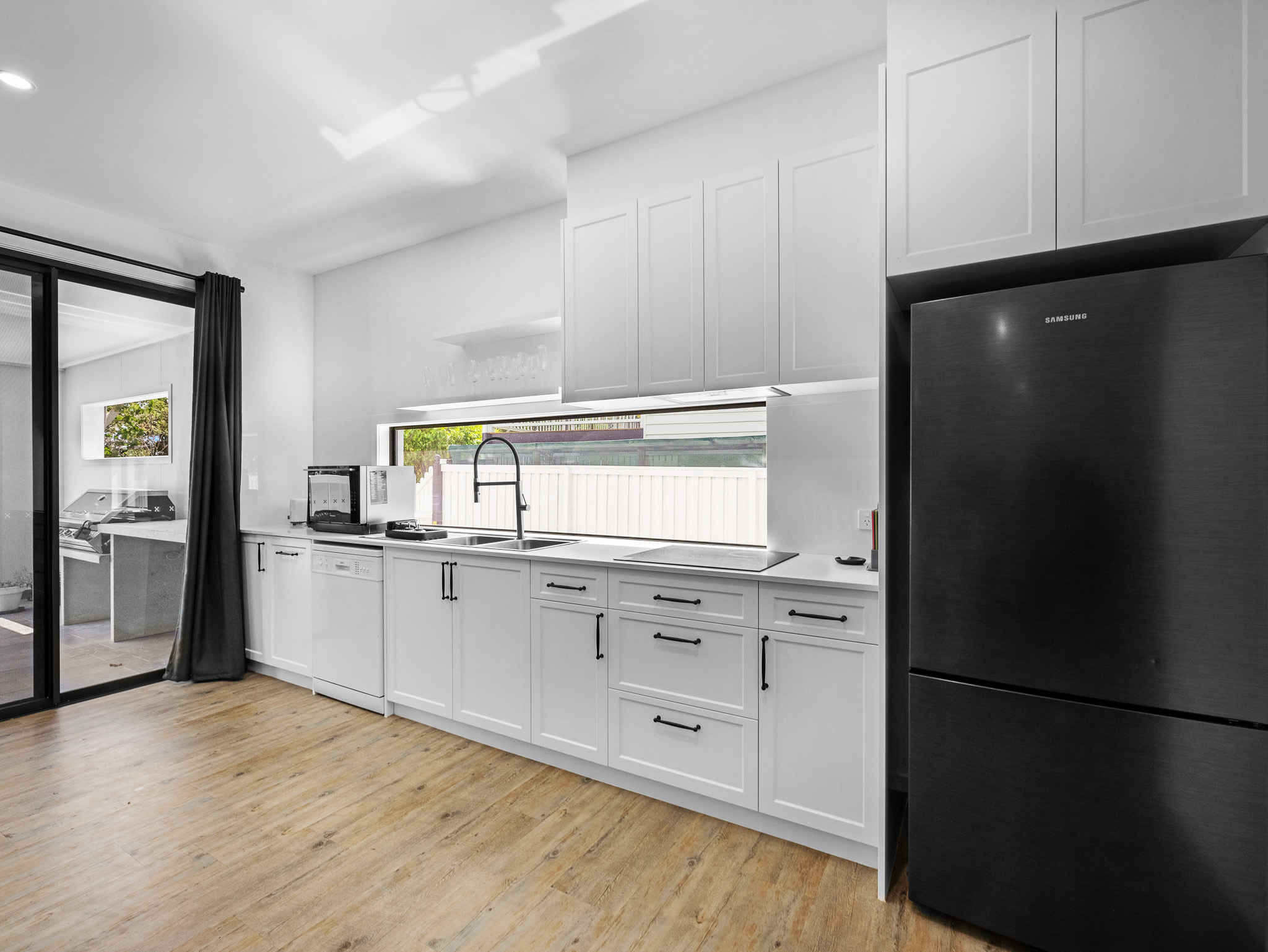 527 Esplanade, URANGAN, QLD 4655 AUS