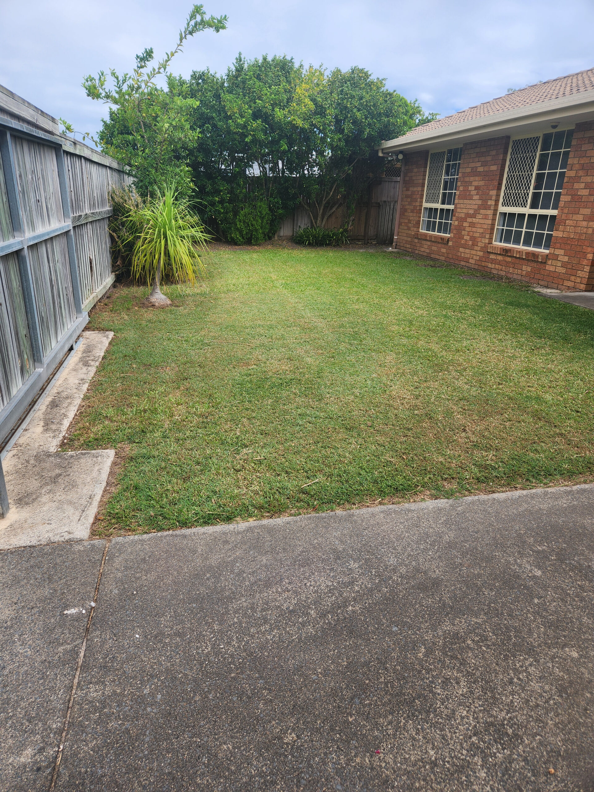 10 Twolyn Street, URANGAN, QLD 4655 AUS