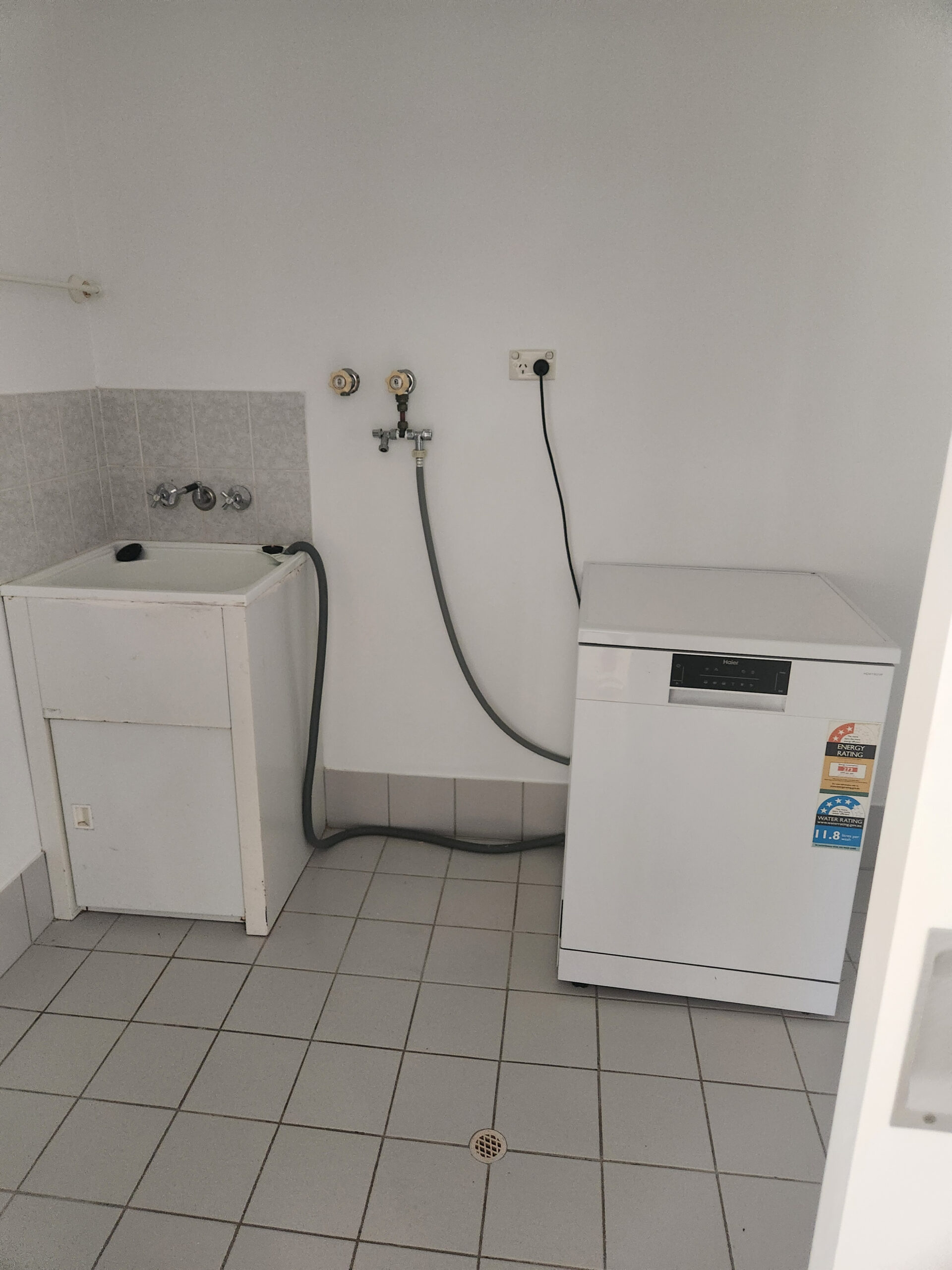 10 Twolyn Street, URANGAN, QLD 4655 AUS