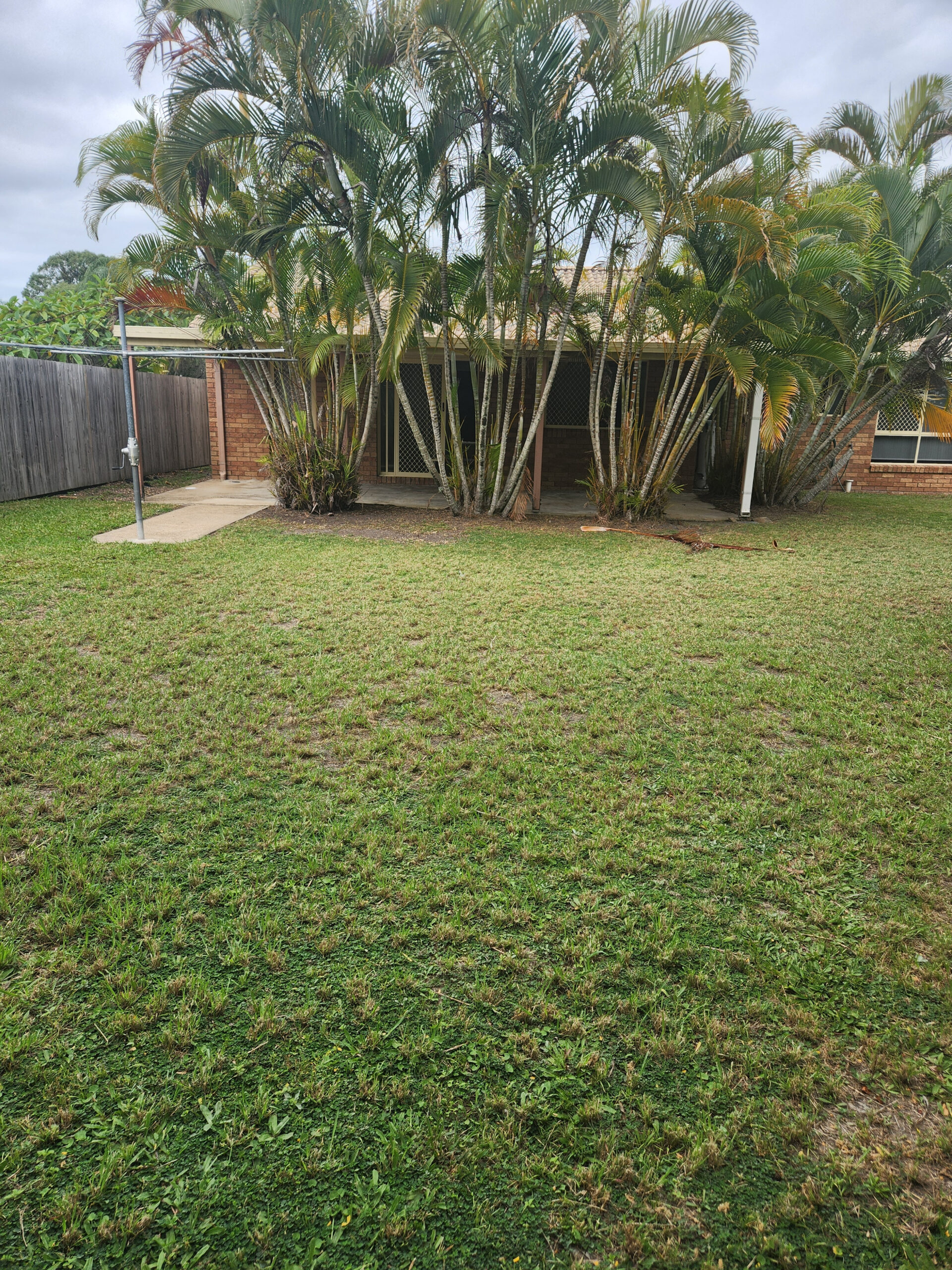 10 Twolyn Street, URANGAN, QLD 4655 AUS