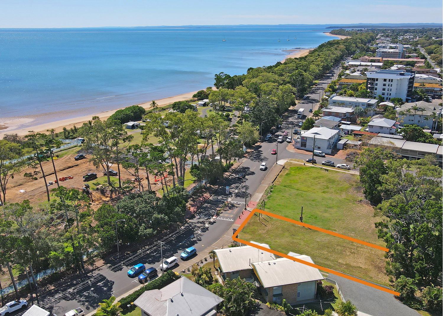 360 Esplanade, SCARNESS, QLD 4655 AUS