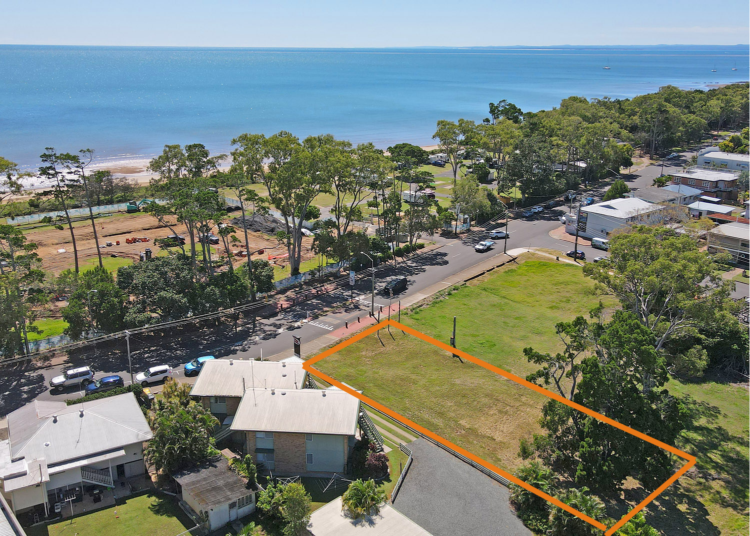 360 Esplanade, SCARNESS, QLD 4655 AUS