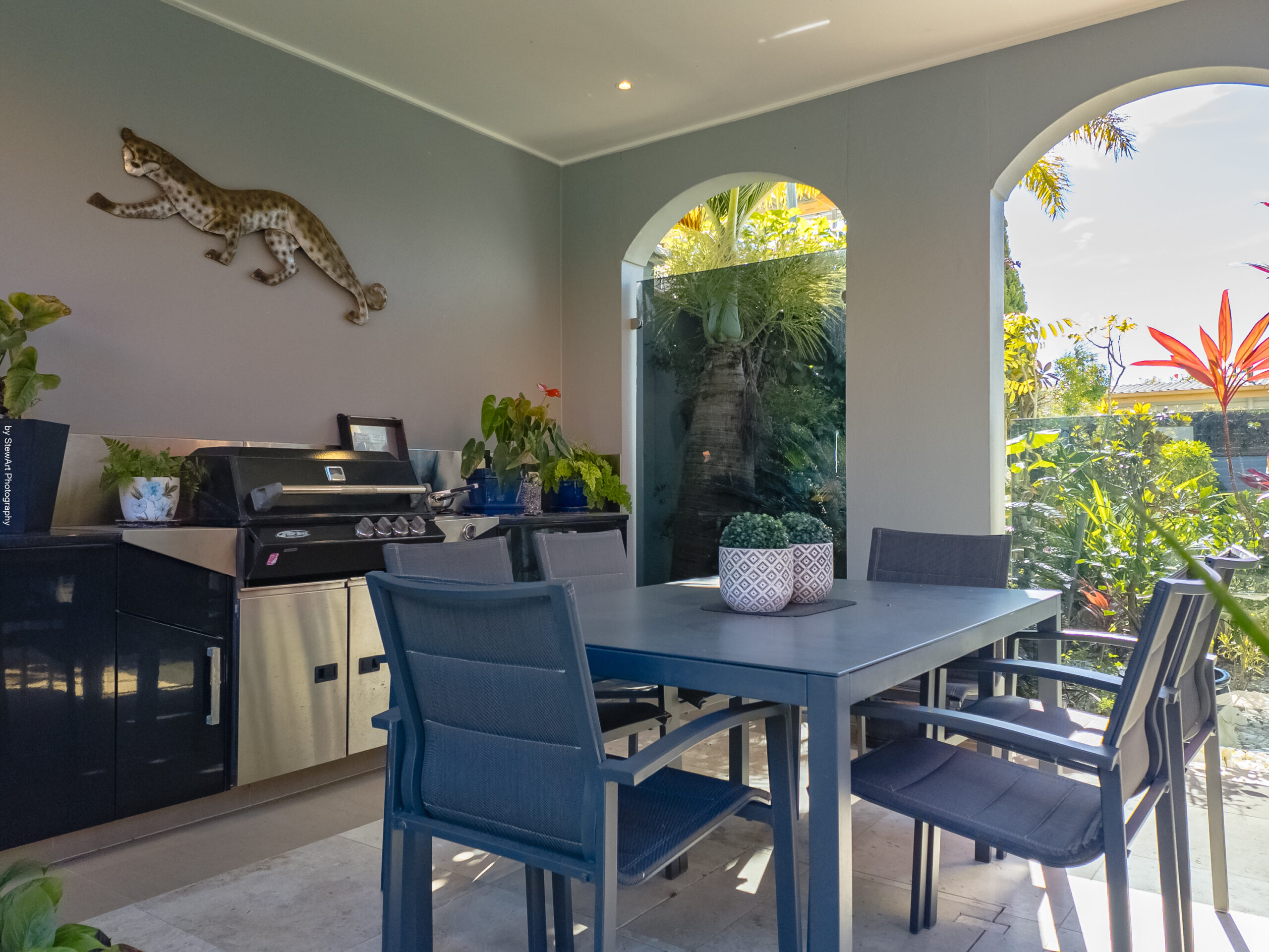 189 Esplanade, POINT VERNON, QLD 4655 AUS