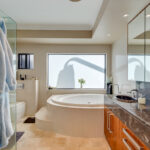 189 Esplanade, POINT VERNON, QLD 4655 AUS