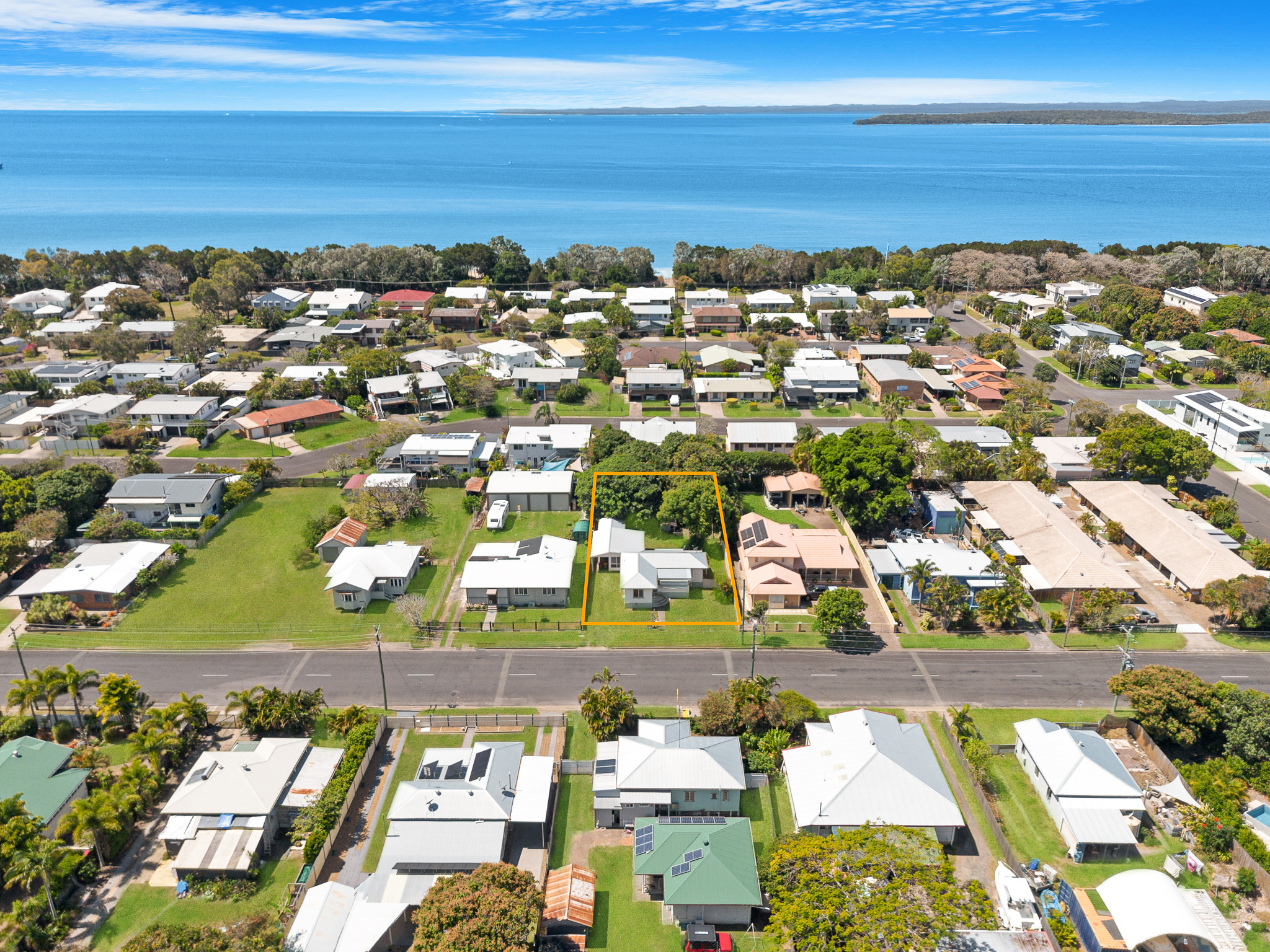 64 King Street, URANGAN, QLD 4655 AUS