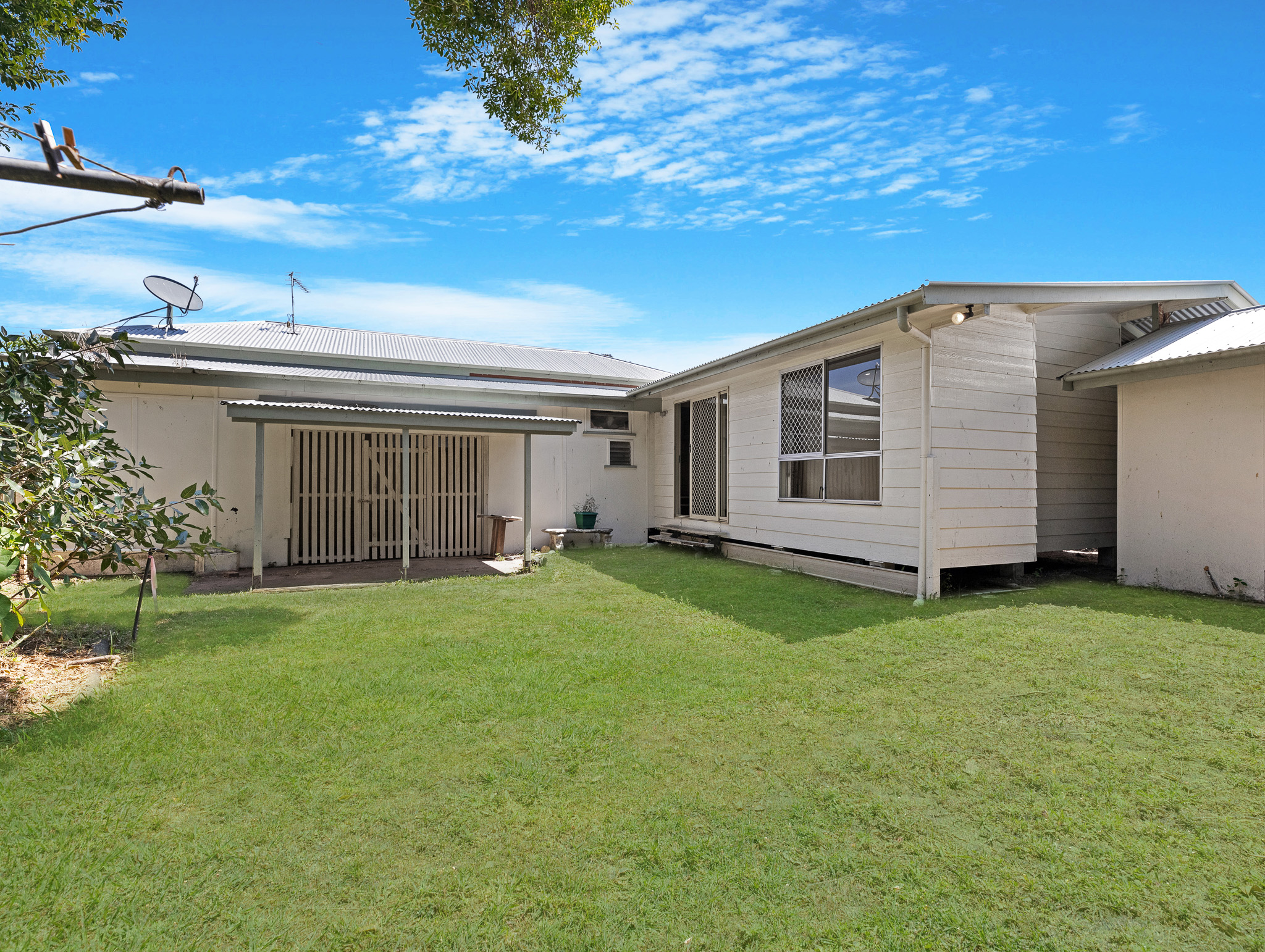64 King Street, URANGAN, QLD 4655 AUS