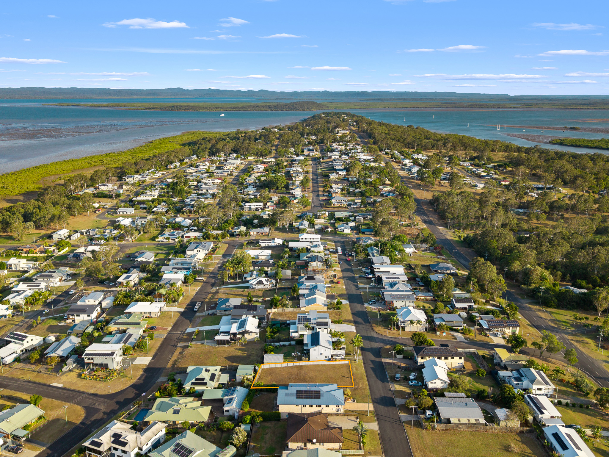 38 Curlew Terrace, RIVER HEADS, QLD 4655 AUS