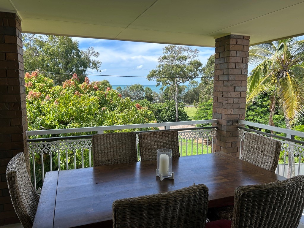 16 Mant Street, POINT VERNON, QLD 4655 AUS