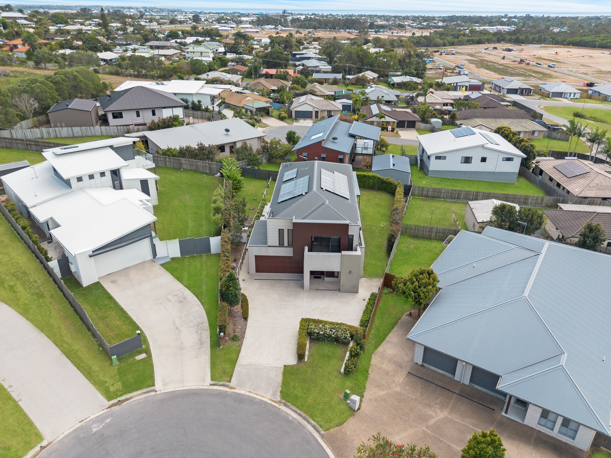 5 Ridge View Court, NIKENBAH, QLD 4655 AUS