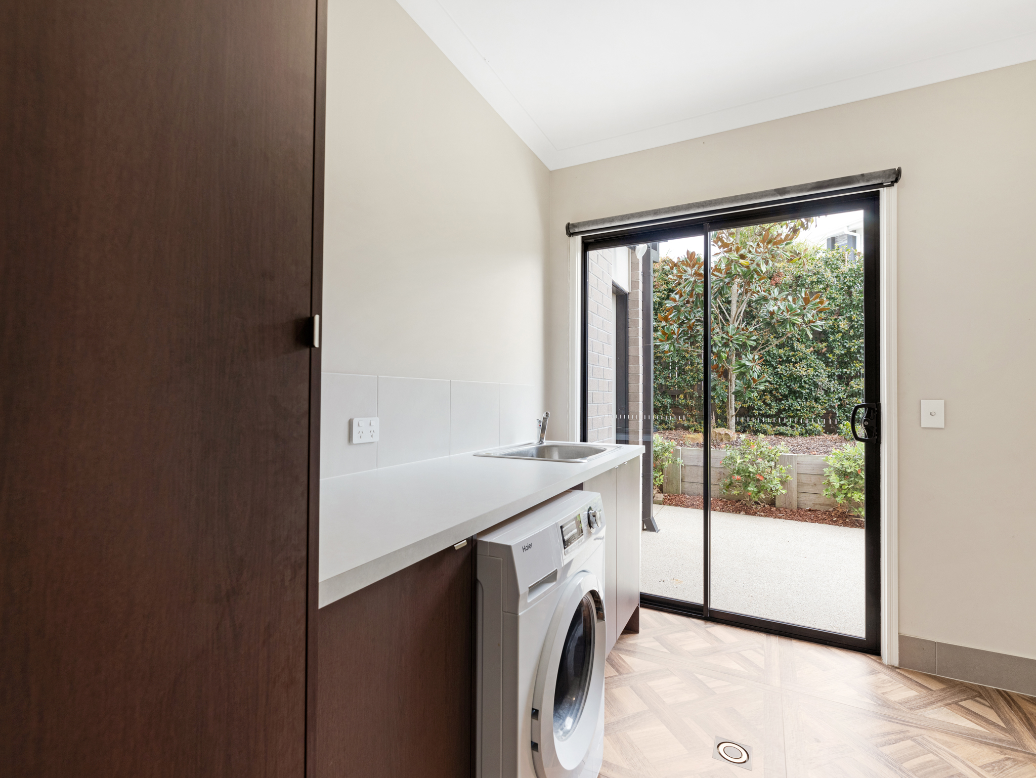 5 Ridge View Court, NIKENBAH, QLD 4655 AUS