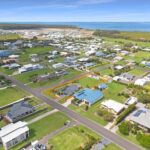 48 Windjammer Circuit, RIVER HEADS, QLD 4655 AUS
