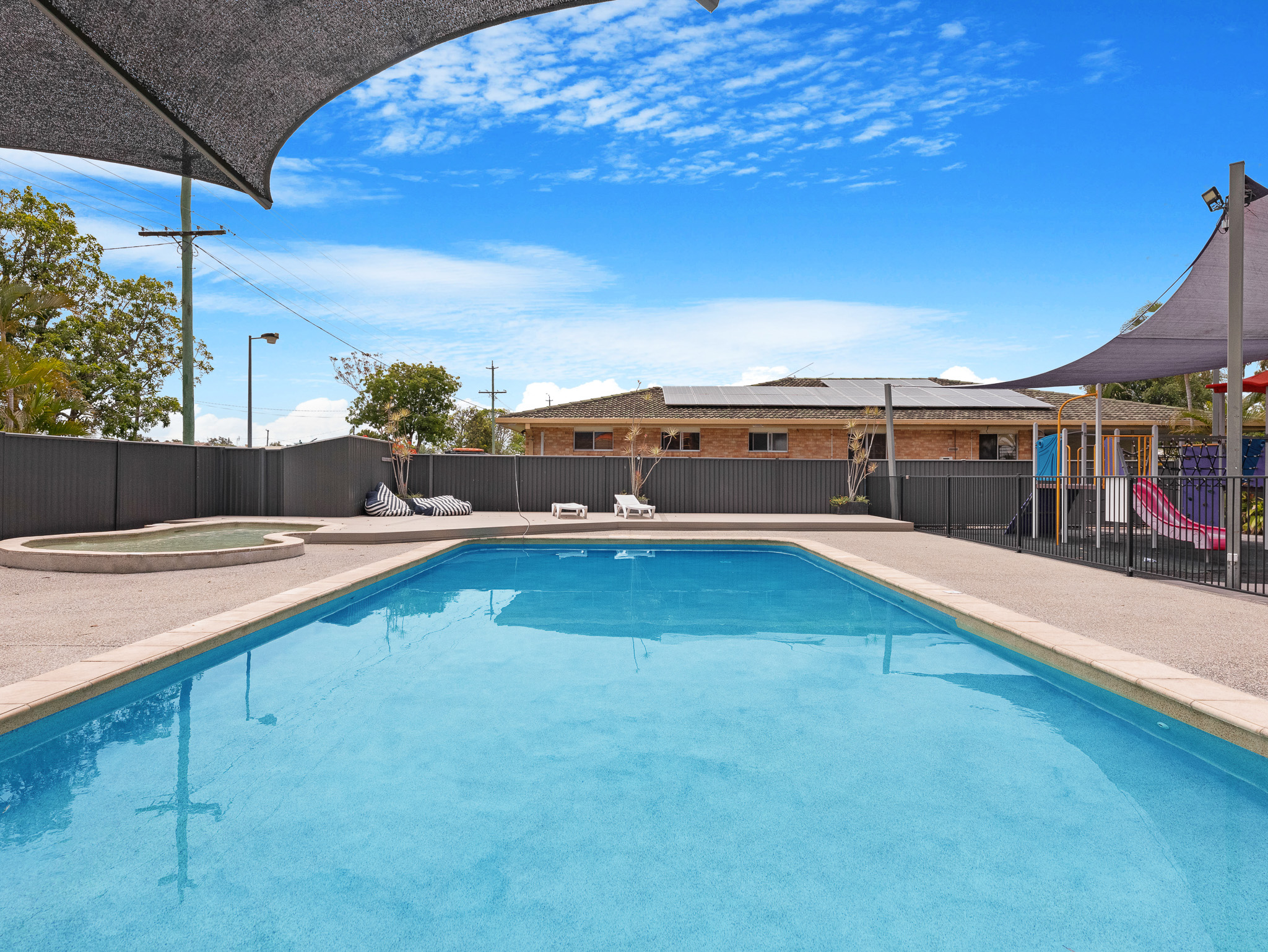 8/26 Corser Street, POINT VERNON, QLD 4655 AUS