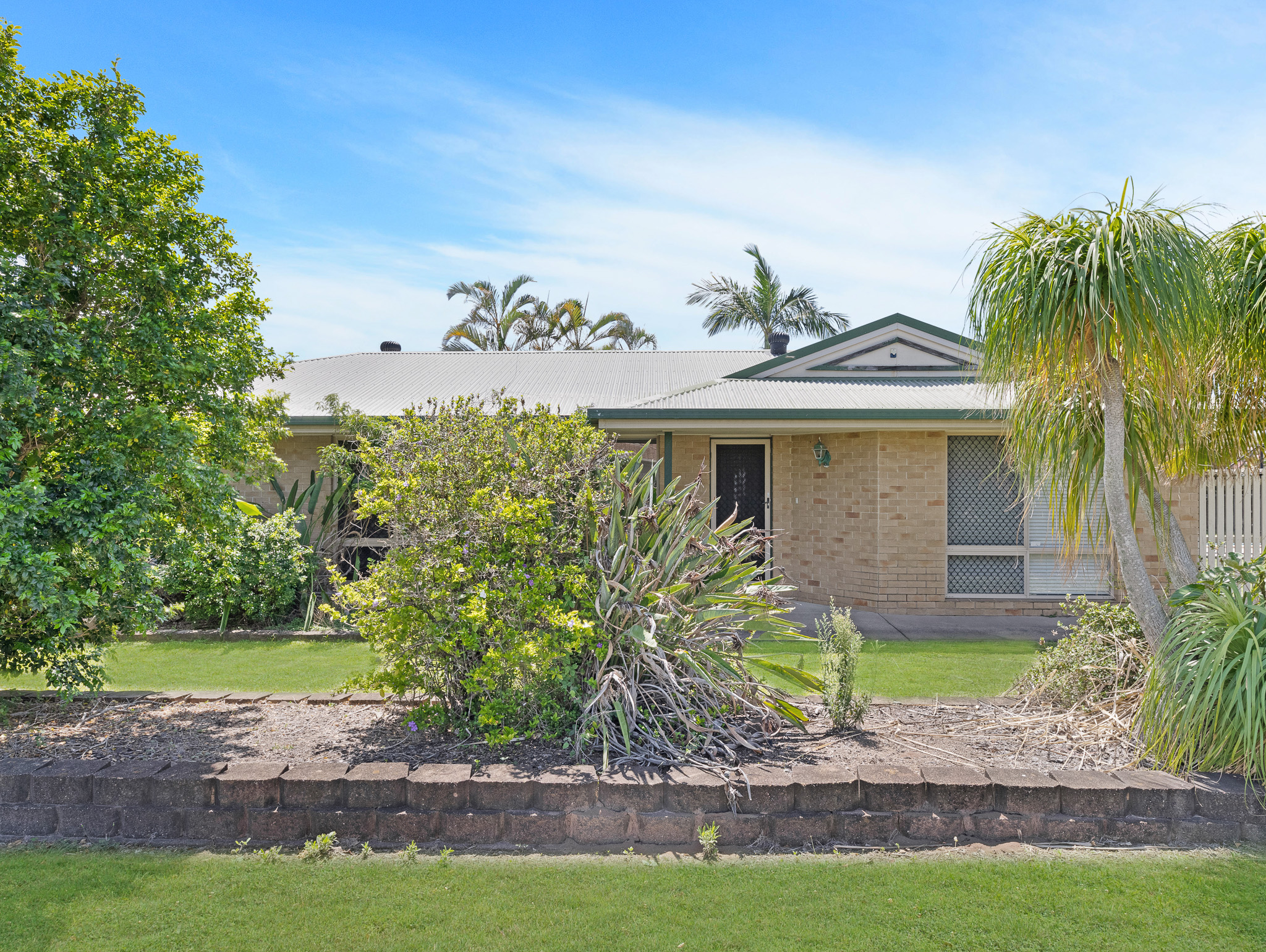 93-95 Nissen St, URRAWEEN, QLD 4655 AUS