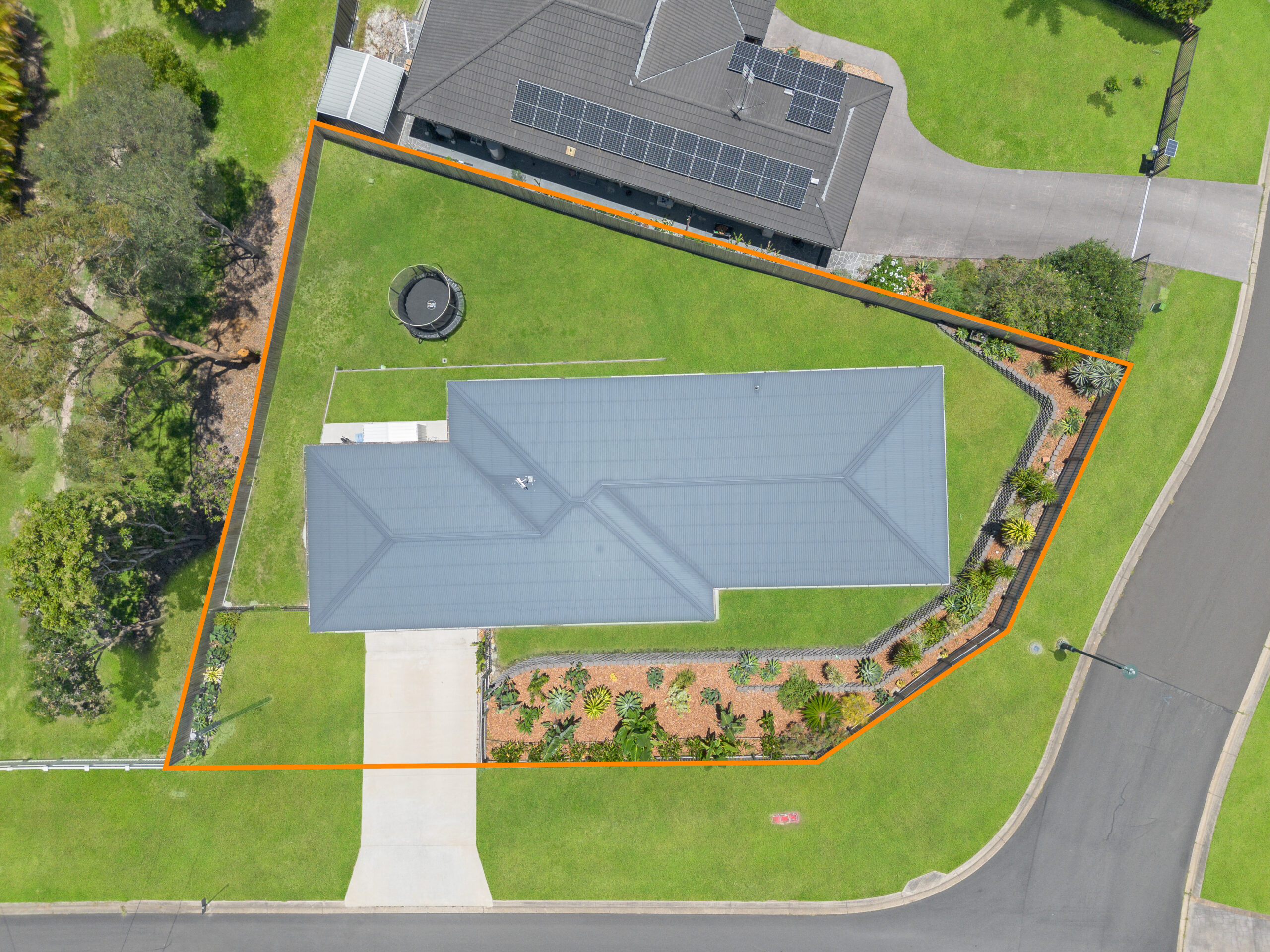 24 Gundesen Drive, URRAWEEN, QLD 4655 AUS