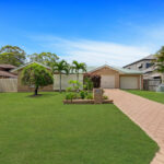 26 Lester Crescent, TORQUAY, QLD 4655 AUS