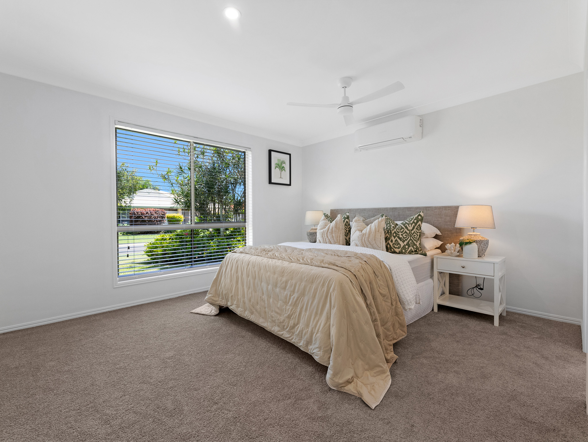 26 Lester Crescent, TORQUAY, QLD 4655 AUS