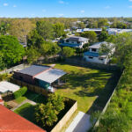 2 61 Urangan Street, TORQUAY, QLD 4655 AUS