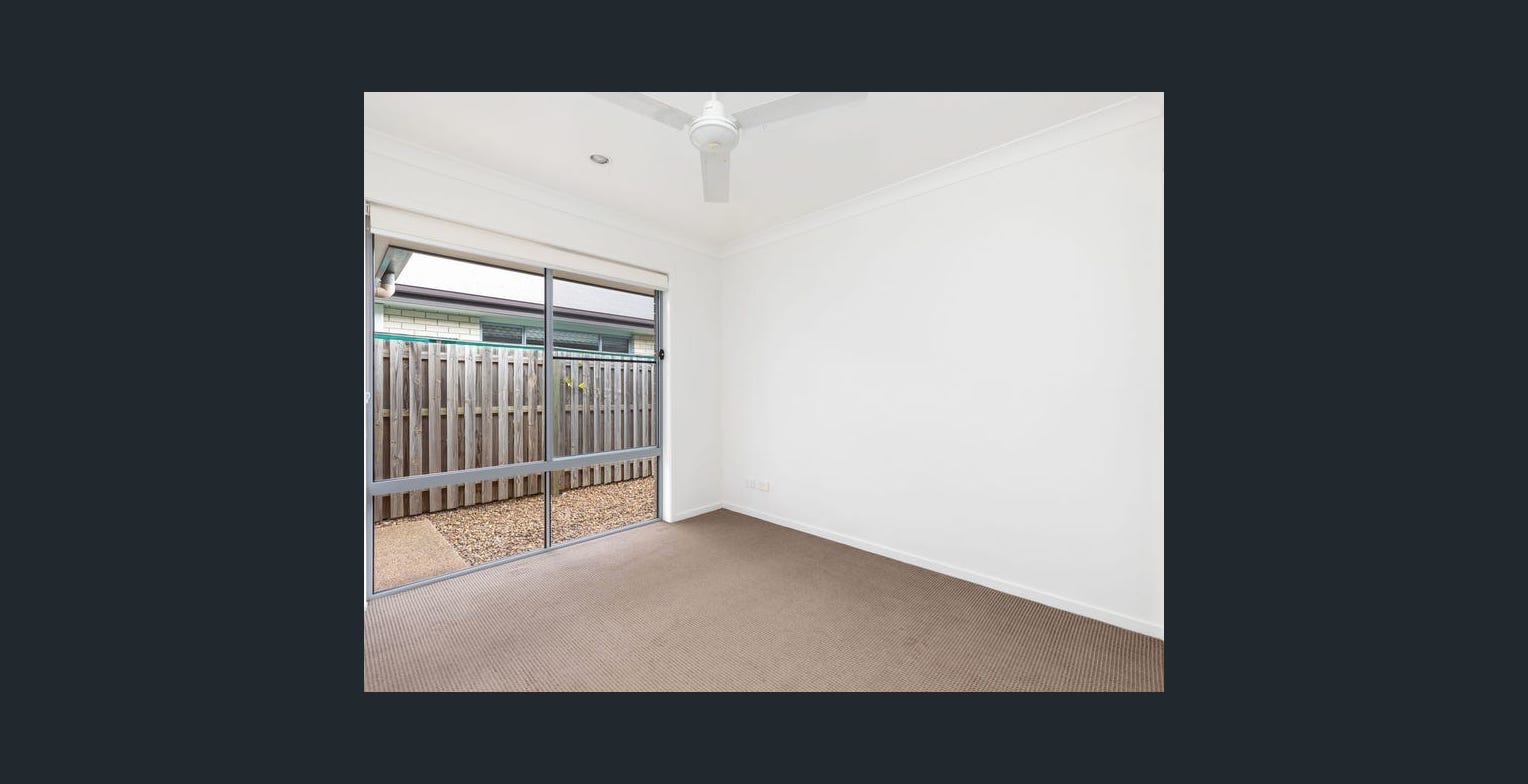 12 Venus Street, URRAWEEN, QLD 4655 AUS