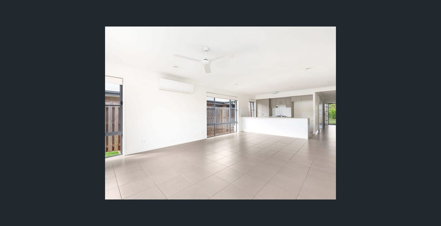 12 Venus Street, URRAWEEN, QLD 4655 AUS