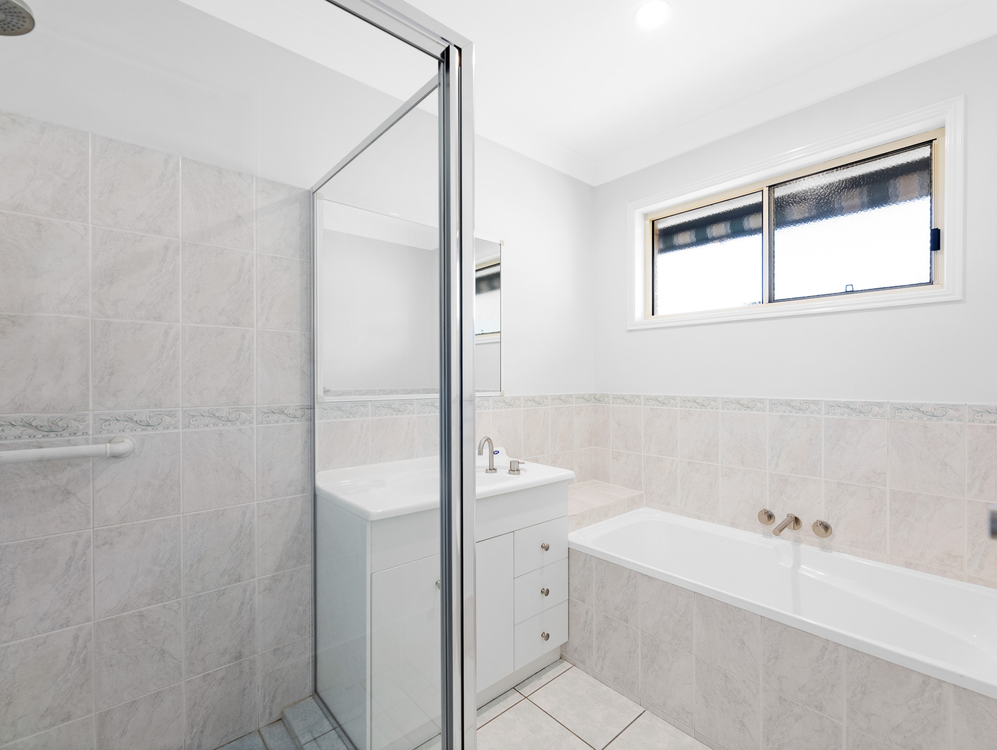 26 Lester Crescent, TORQUAY, QLD 4655 AUS