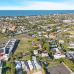 2 61 Urangan Street, TORQUAY, QLD 4655 AUS