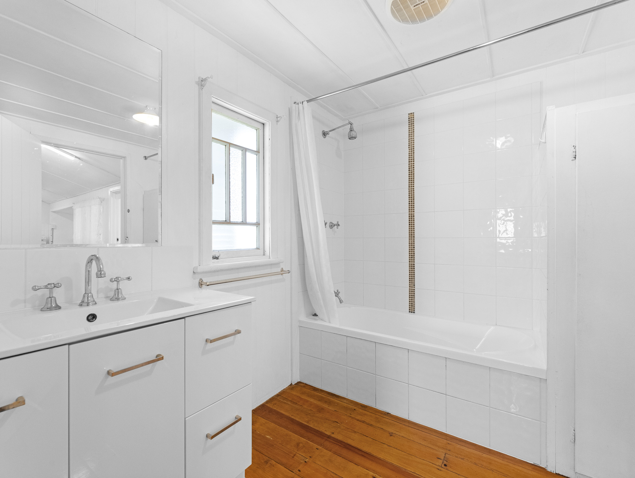 44 Newhaven Street, PIALBA, QLD 4655 AUS