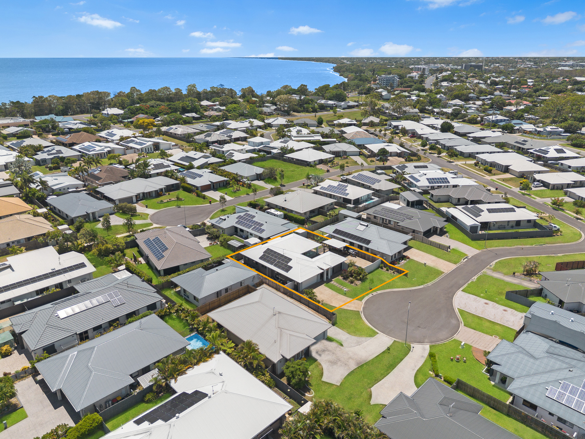 7 Regatta Court, PIALBA, QLD 4655 AUS