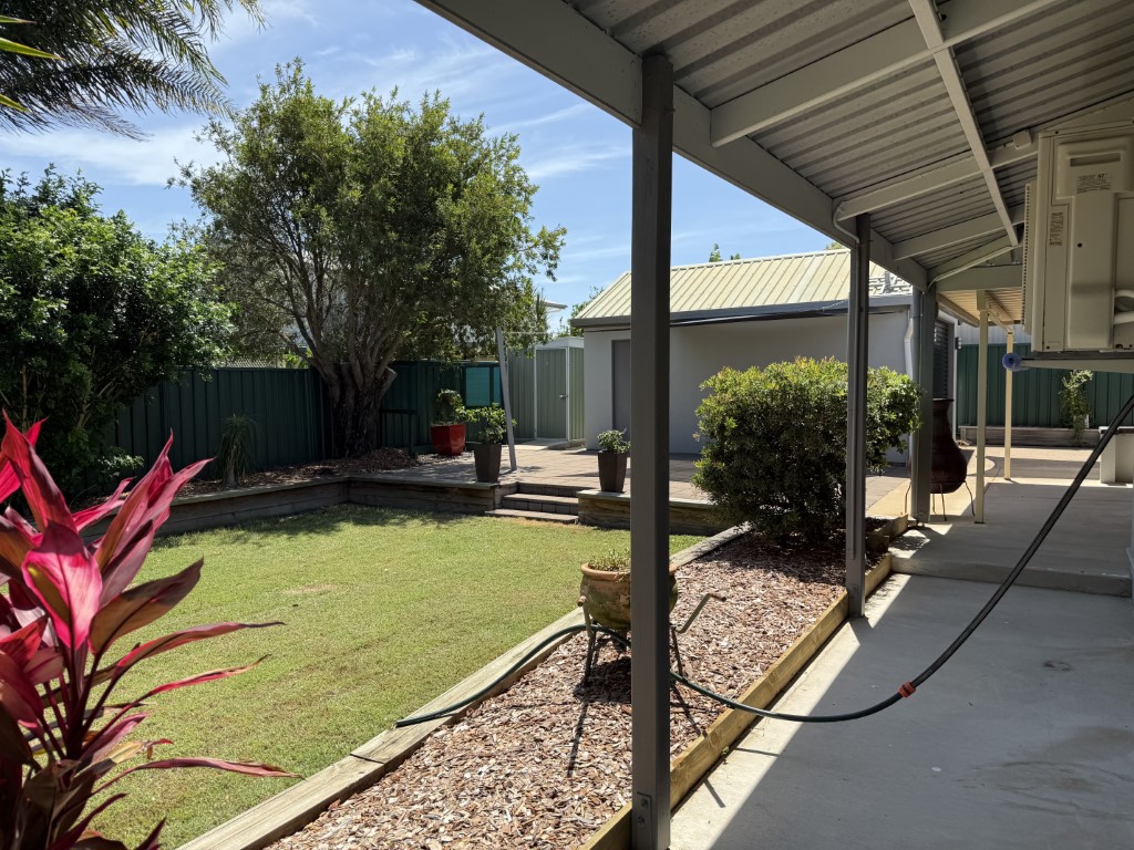 25 Turrum Street, SCARNESS, QLD 4655 AUS