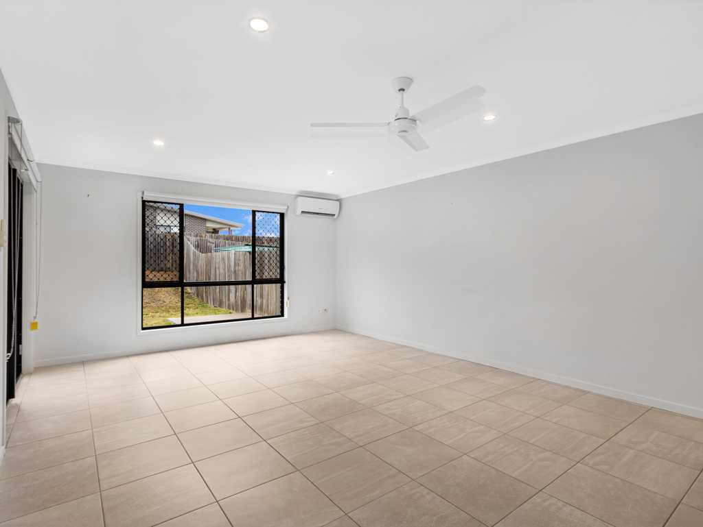 1/17 Eli Court, KAWUNGAN, QLD 4655 AUS