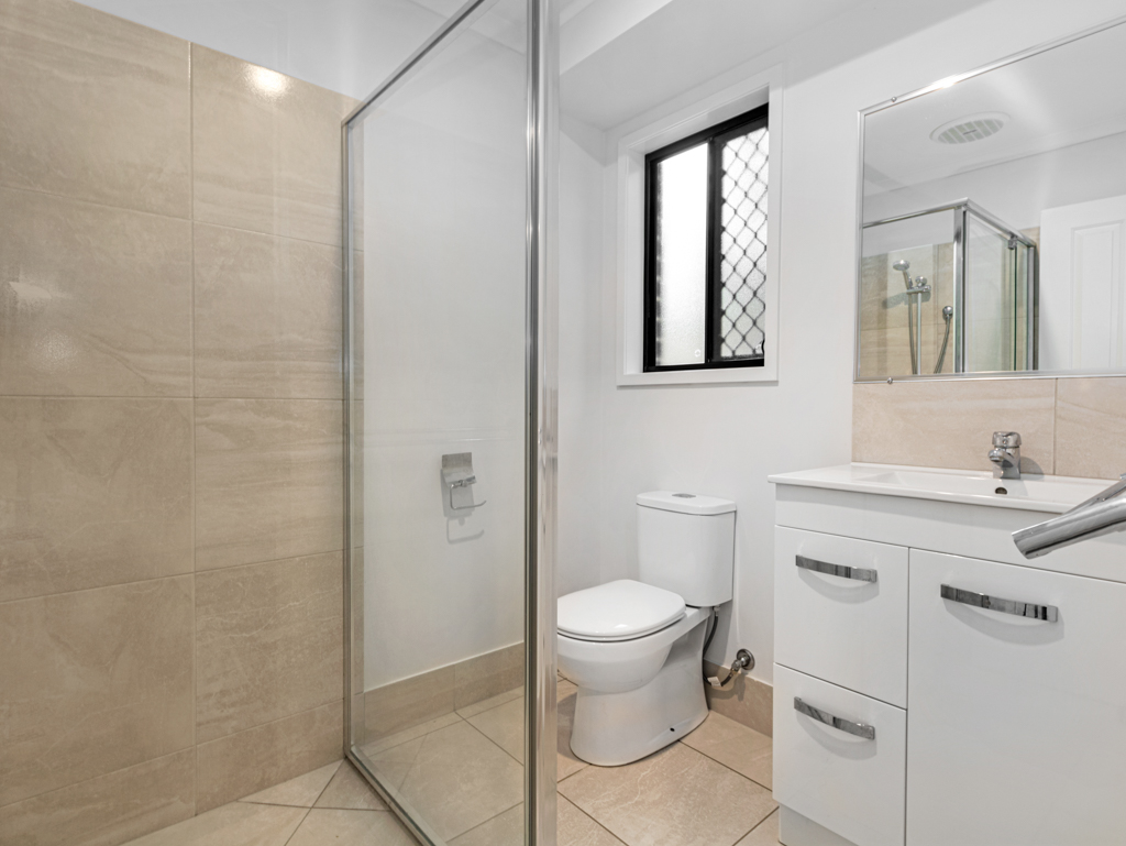 1/17 Eli Court, KAWUNGAN, QLD 4655 AUS