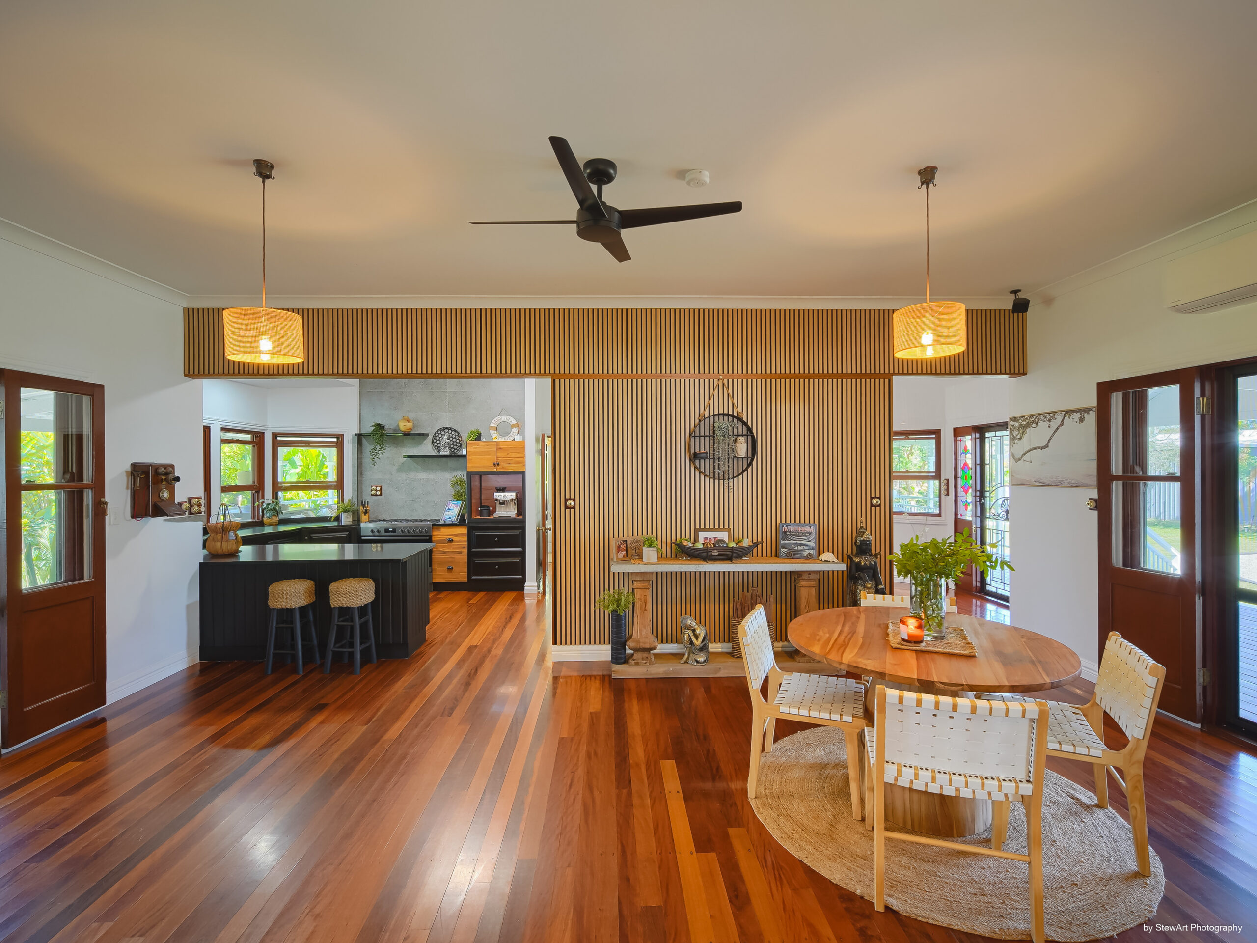 12 Burralong Drive, WONDUNNA, QLD 4655 AUS