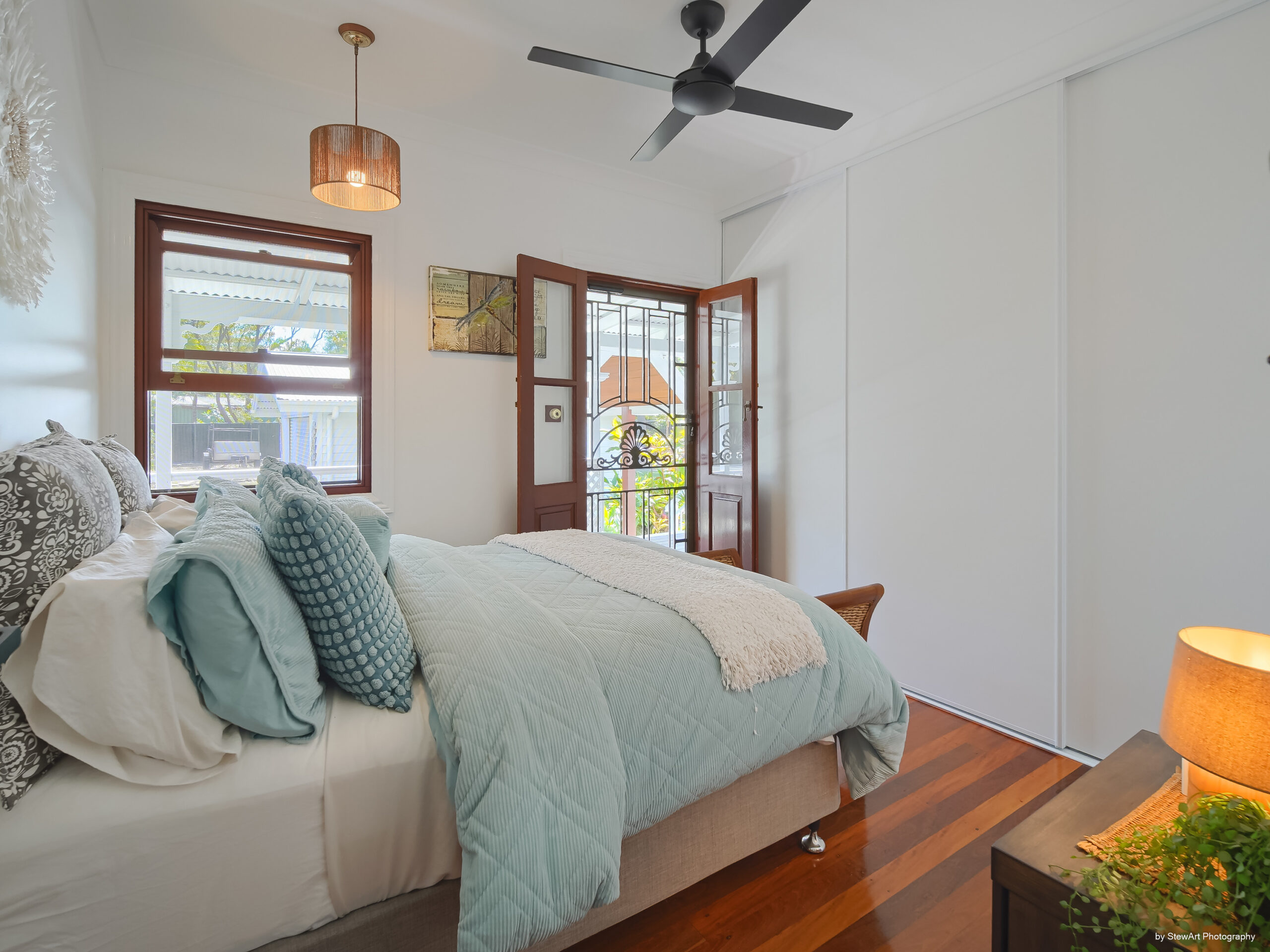 12 Burralong Drive, WONDUNNA, QLD 4655 AUS