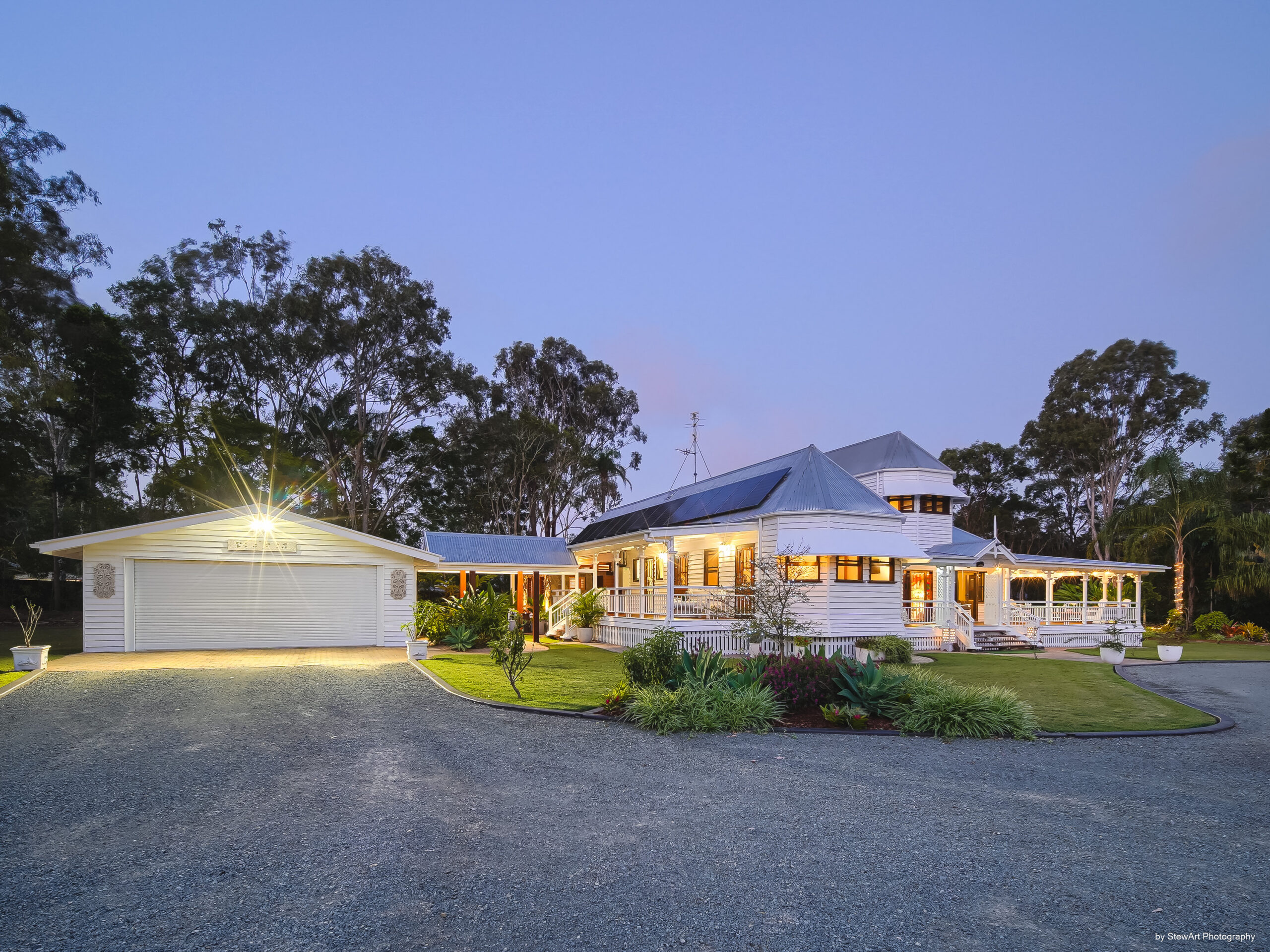 12 Burralong Drive, WONDUNNA, QLD 4655 AUS