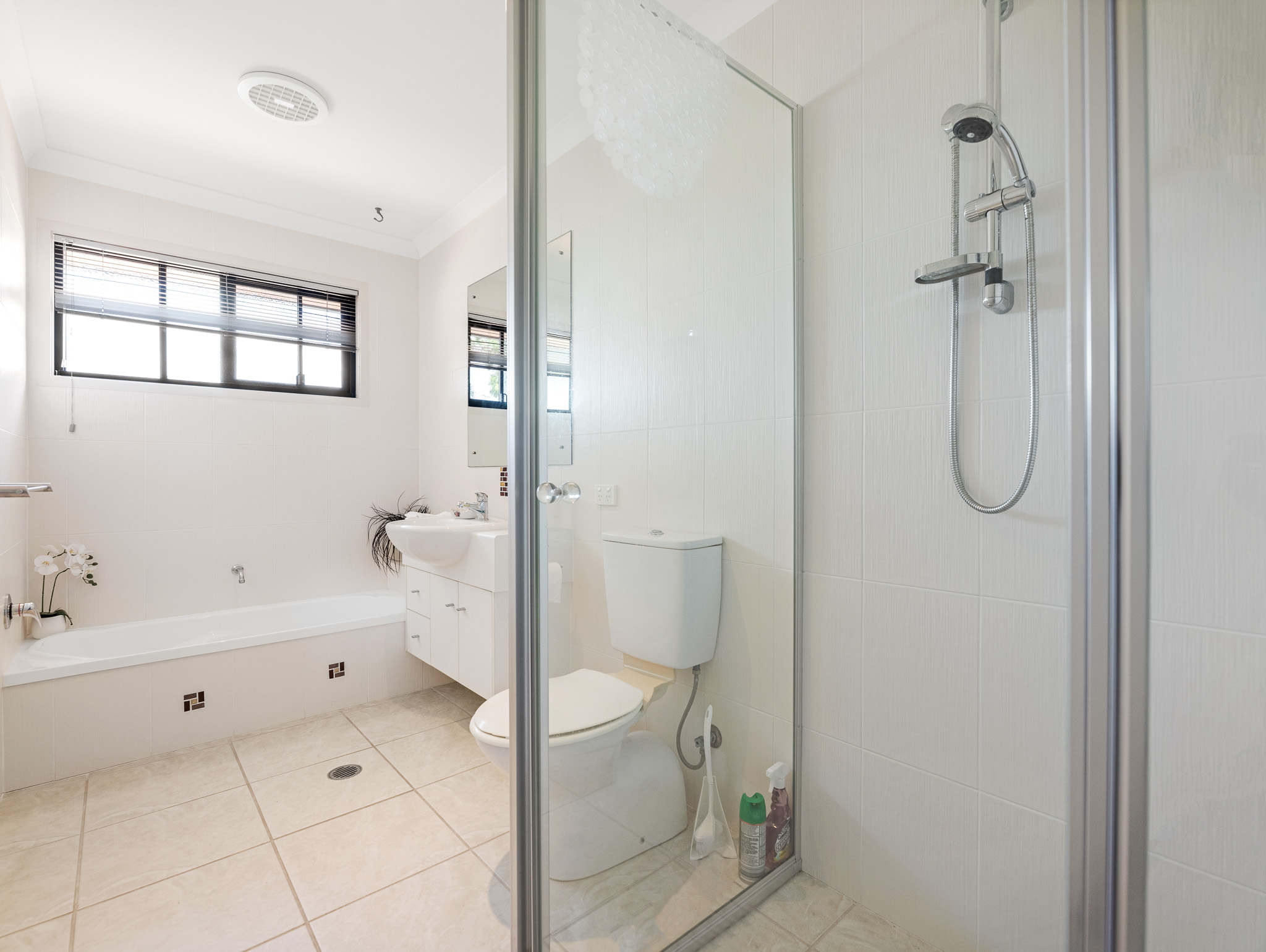 6/2 Barnstaple Street, TORQUAY, QLD 4655 AUS