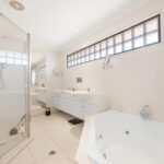 6/2 Barnstaple Street, TORQUAY, QLD 4655 AUS