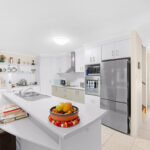 6/2 Barnstaple Street, TORQUAY, QLD 4655 AUS