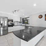 2 Walkers Road, URANGAN, QLD 4655 AUS