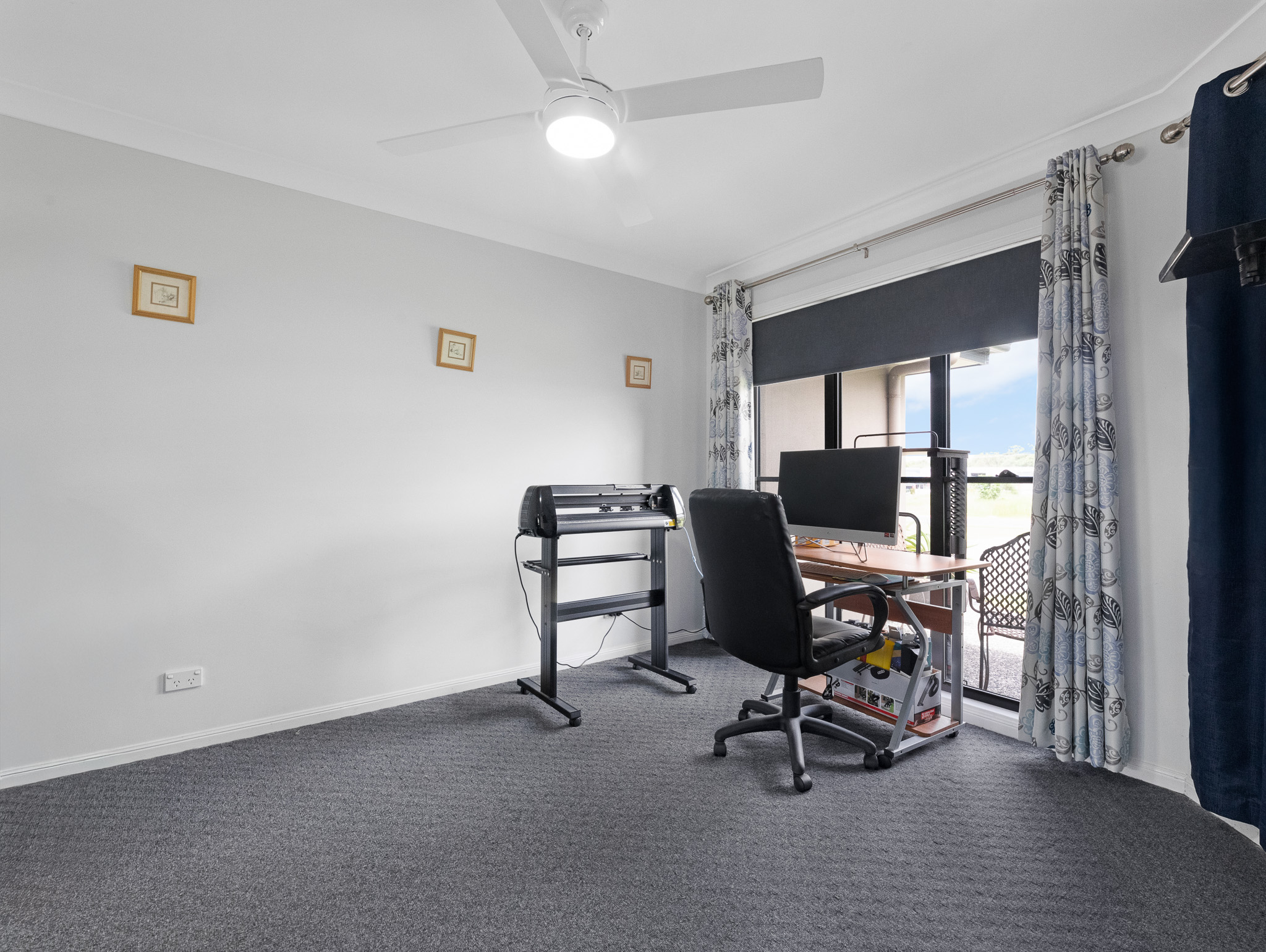 2 Walkers Road, URANGAN, QLD 4655 AUS