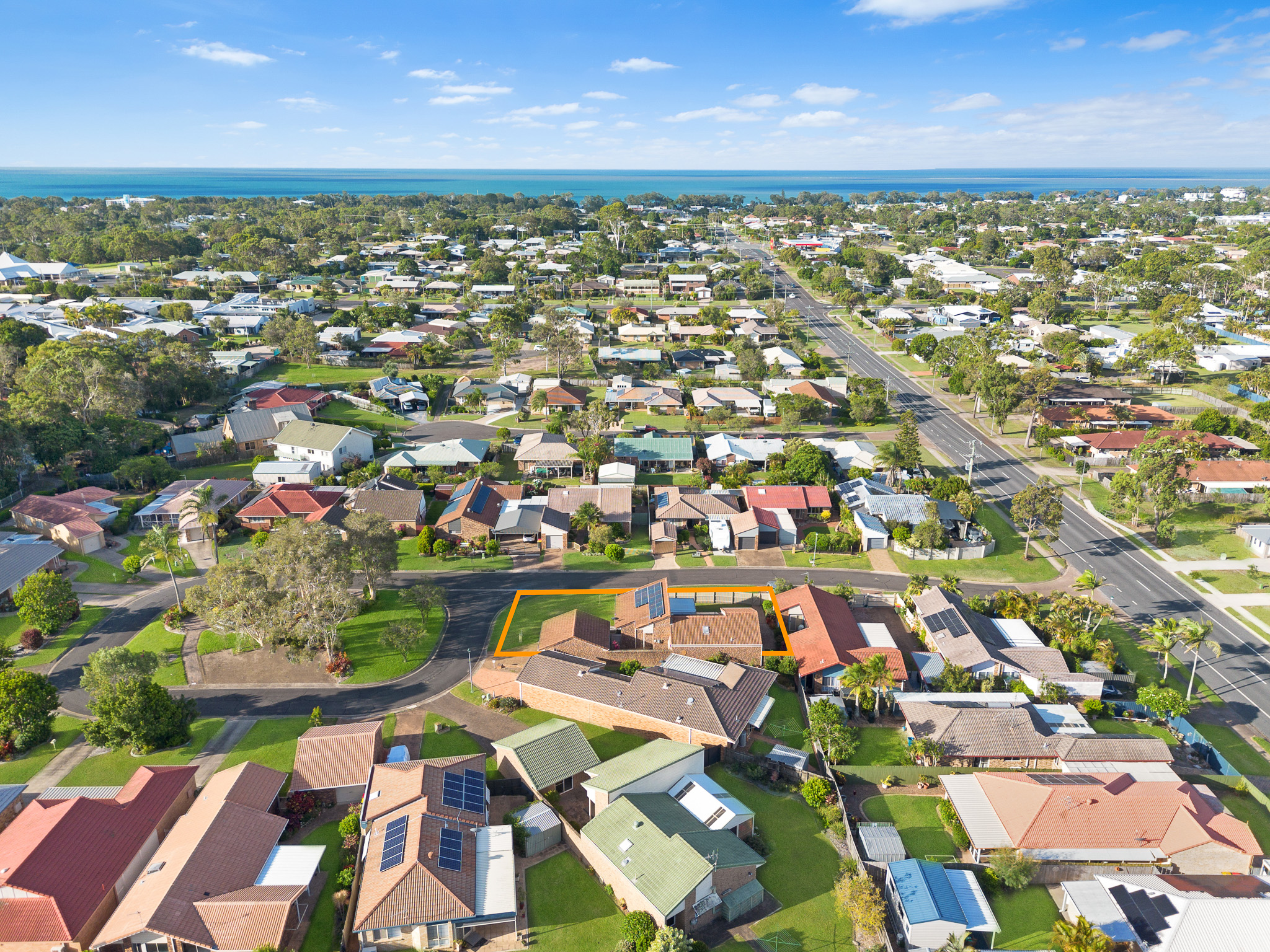 6 Woodland Close, TORQUAY, QLD 4655 AUS