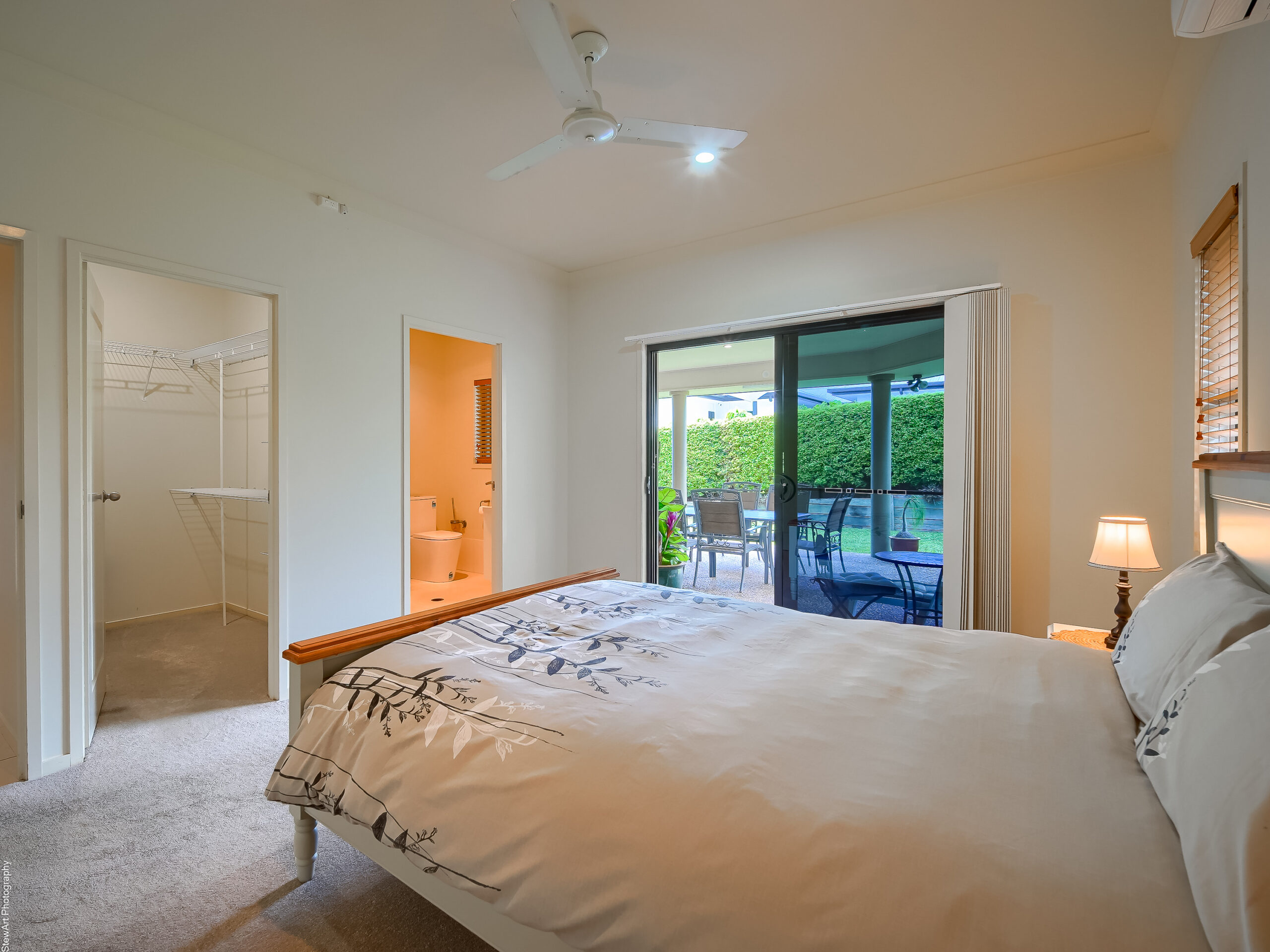 6 Pohlmann Court, SCARNESS, QLD 4655 AUS